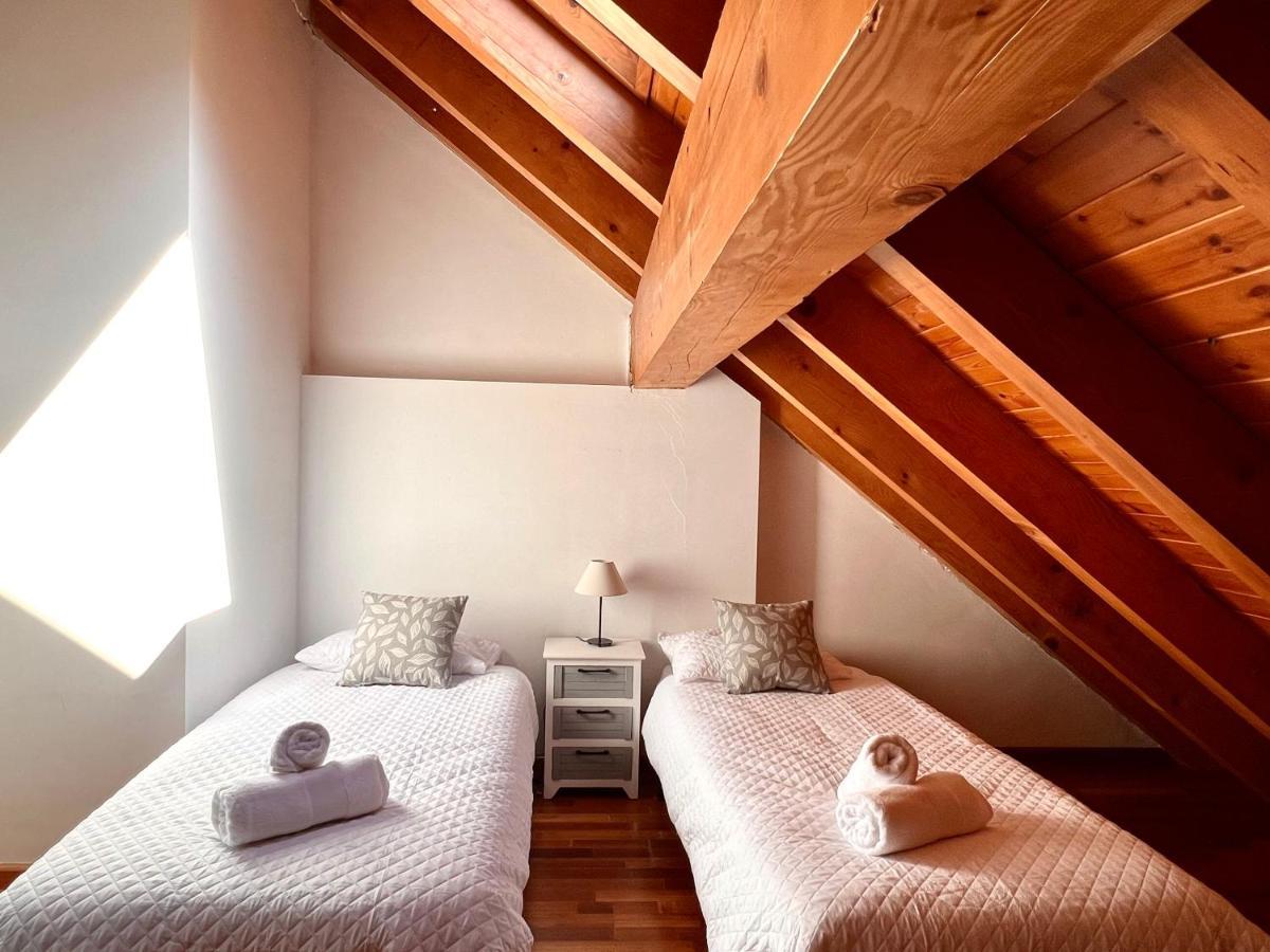 Apartament La Noguera - L'Amfitriona Rialp Zewnętrze zdjęcie