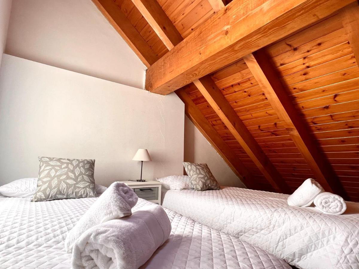 Apartament La Noguera - L'Amfitriona Rialp Zewnętrze zdjęcie